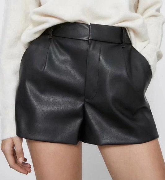 Pantalones cortos de cintura alta Traf de piel sintética para mujer